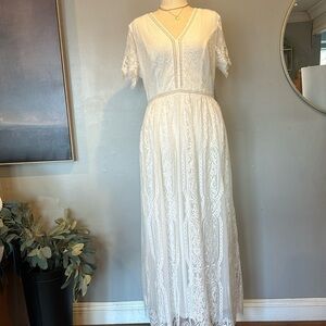 NWT Merokeety floral v neck lace dress